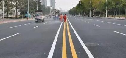 蘇州小區(qū)道路劃線是誰來做？推薦飛揚(yáng)市政道路劃線單位