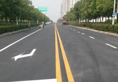 蘇州道路劃線的材料怎么樣選擇好的？